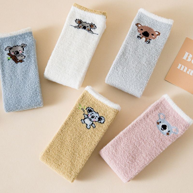 Kaus kaki anak -anak untuk anak laki -laki dan perempuan, kaus kaki lutut lurus mewah, musim gugur dan musim dingin tebal imitasi bulu bayi kaus kaki tabung panjang Kaus kaki anak -anak untuk anak laki -laki dan perempuan, kaus kaki lutut lurus mewah, musim gugur dan musim dingin tebal imitasi bulu bayi kaus kaki tabung panjang