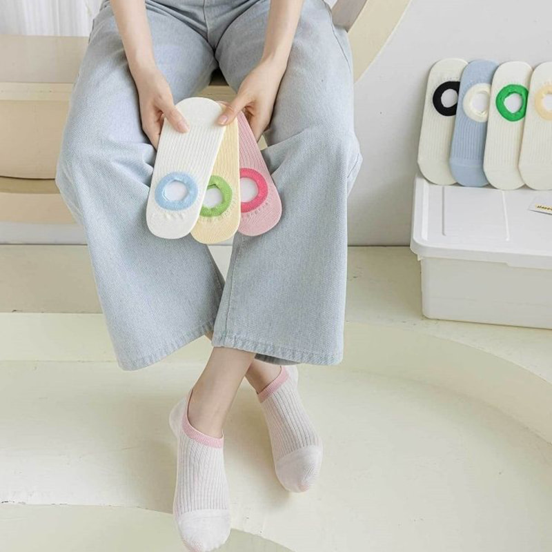 Kaus kaki perahu mulut bundar katun bergaris Kaus kaki perahu mulut bundar katun bergaris