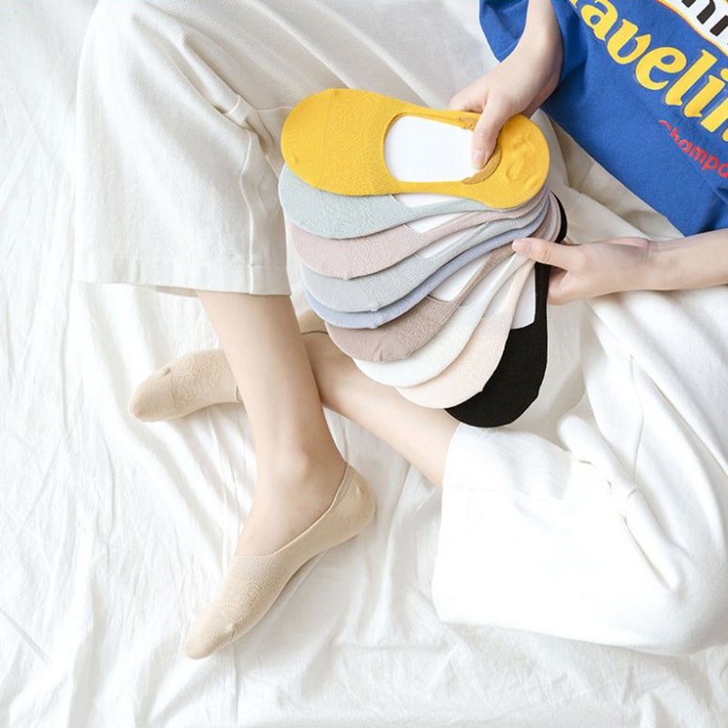 Warna solid kaus kaki perahu wanita dengan kaus kaki berlubang dangkal Warna solid kaus kaki perahu wanita dengan kaus kaki berlubang dangkal