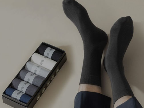 Kaus kaki pria
